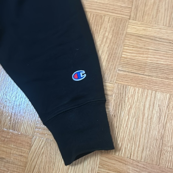 🚨LIKE NEW… CHAMPION BLACK HOODIE REVERSE WEAVE SIZE LARGE - Picture 3 of 3